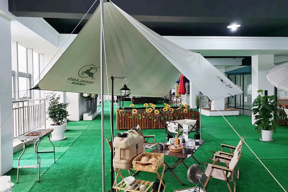 Outdoor Tents for Families and Hiking